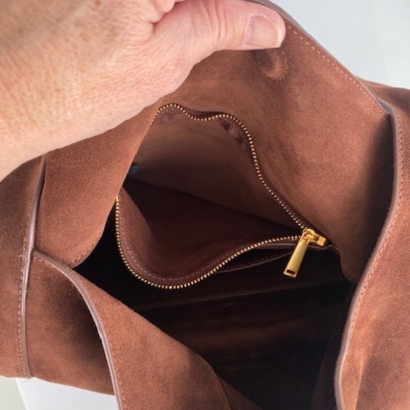 Elegant Brown Suede Shoulder Bag - Picture 4 of 5